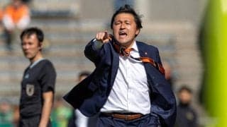 優秀監督賞を初受賞！清水・秋葉忠宏監督の“熱すぎる”動画に反響の声「この動画はヤバい」「秋葉さんとJ1へ行きたい」