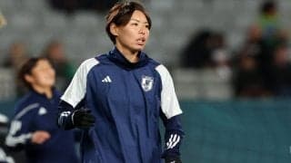 熊谷紗希は開幕へ準備万端！ポスター調の1枚も大好評「かっこいい」「優勝決めたPKを思い出す」