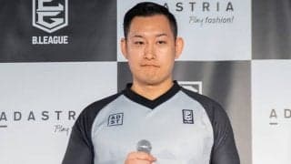 バスケW杯で大激戦を担当「しびれましたね」加藤レフェリーも新ウェア太鼓判