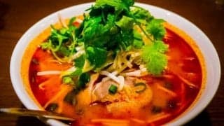 「激辛」を避けたほうがいい人とは！？気を付けたい症状、体に与える影響を医師が徹底解説