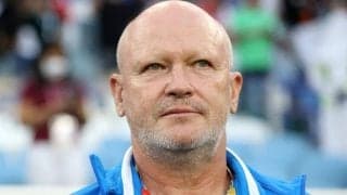 「懐かしすぎる～」「激アツ」広島がレジェンドOBの元チェコ代表イワン・ハシェック氏の来場を発表！