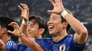 「彼氏感えぐい」「おにかっこよ」浅野拓磨のオフショットが話題沸騰、彼氏感もあるカメラマン姿に「撮られてみたい」の声も