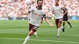 ドクの移籍後初弾など後半に3ゴールを挙げたシティが逆転勝利！開幕5連勝でCL初戦に弾み【プレミアリーグ】