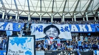 「やっぱり多い！笑」川崎がACL初戦に向けて公開した「大量の渡航荷物」が「そうそう、これが楽しみなのよ笑」と話題に！ 出発時の空港カウンター前を埋め尽くした驚きの写真