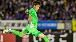 「大迫対決に勝った！」日本代表・大迫敬介がJ1神戸・大迫勇也をキックフェイントでかわす！ その後に正確なロングパスを供給し「これはノイアーやろw」と絶賛の声