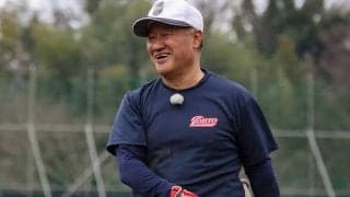 「自分が一度やって見せる」　選手を真似て示すお手本、日本一3度…58歳指揮官の指導術