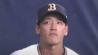 “落ちてこない”打球を執念キャッチ　喝采も無表情…スマート美技が「完璧すぎ」