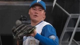 あわや大惨事も…極限プレーに敵軍が“神対応”「凄い人格者」　咄嗟の気遣いに称賛の嵐