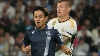 名手クロースも「肘で“刺す”しかない」 久保建英の股抜き技巧に海外メディアも感嘆「ファウルでしか止められない」