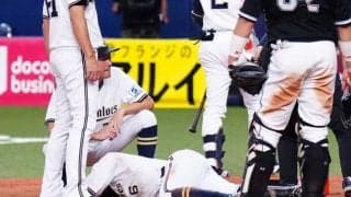 オリックス宗佑磨が途中交代　右膝に自打球を受け悶絶…V目前のチームに暗雲