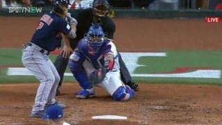 吉田正尚はどこを見逃した？相手捕手の“でかすぎフレーミング”ボールは内角低めいっぱい、ミットは高めギリギリまで移動