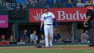 何してくれてんだ！ホームランでご機嫌だった打者、次の打席で危険な死球 防具投げ捨てて激怒