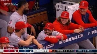 気持ちは前進！？大谷翔平の同僚グリチック、ボールカウントのミスで出塁\"未遂\" 仲間のニヤニヤ顔にファンも爆笑「ウケる」「まだだよーw」