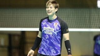 古賀紗理那のプレーに西田有志は「すごく楽しんでいる」　男子日本代表がパリ五輪予選で連勝中の女子から刺激