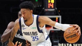 レイカーズ新加入のクリスチャン・ウッド、指揮官との関係に笑み「味方にいるだけで最高だ」