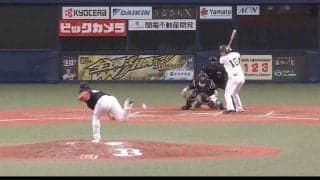 球場全体が“魔球”にダマされた！一瞬の神トリックプレー！？に走者呆然… 奇跡のアウトを呼び込んだ「究極の幻惑投法」