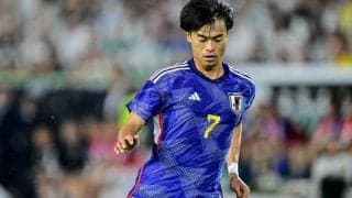 「すごくいいな。この映像」三笘薫が大活躍直後にロッカールームへ向かう「背中」を追った映像が「寡黙な仕事人感やばい」と大反響！「頼もしい」と話題の背中姿