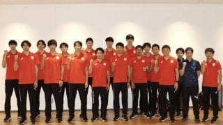 アジア競技大会銅メダルの男子日本代表が帰国　柳田将洋キャプテンは「ここからがスタート」と切磋琢磨を誓う