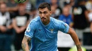 ラツィオの最終ライン束ねるロマニョーリ、鼻骨を複雑骨折もフェイスガード着用で問題なしか