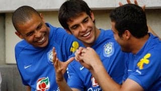 怪物ロナウド氏の結婚式にブラジル代表の同胞も出席！カカとジュリオ・バチスタがイビサ島まで駆け付ける