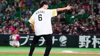 バスケ日本代表・比江島慎が見事なノーバウンド投球　比江島ポーズ決め「イメージ通り」