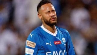 イランが誇るアザディ・スタジアムの芝生が…ACLで訪問のネイマール唖然 「ありえないな笑」