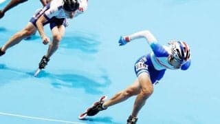 ローラースケート韓国代表、ゴール直前のガッツポーズで金メダルを逃す 兵役免除も失った本人は涙の謝罪「言い訳できない」