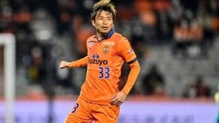 【清水と磐田、昇格争いの特別な静岡ダービーへ(1)】清水、藤枝戦の惨敗からの一戦。乾貴士が「すごく良くない」と話す懸念点と、「厳しい声もかけないといけない」の覚悟