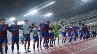 「素晴らしい光景」「うるっときた」『甲府にチカラを』が実現！国立に集まったJサポたちの姿が反響「最高の雰囲気」