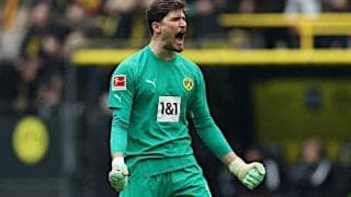 ドルトムント、守護神コベルとの契約を2028年まで延長！