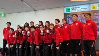 アジア大会銀メダルのバスケ女子日本代表が帰国「2月が一番重要」収穫手に前進