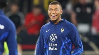 「最高のヘッド」「これ気持ちいい！」ジルーのクロスにムバッペが低空ダイビングヘッド！ミニゲームで披露の美技が大反響