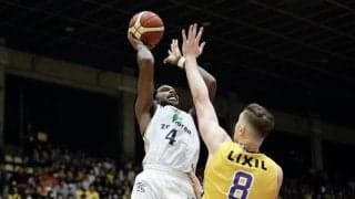 琉球がSR渋谷との激闘を制して開幕4連勝に…残り5秒にヴィック・ローが逆転弾をヒット