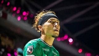 「スーパーゼウスw」川崎GK上福元直人の“初仮装”クオリティが「ゴッド級」と話題！「神様(実写版)笑」「このままシールになってもおかしくないしあがり！」の声