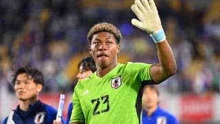 「悔しさが残る展開」代表2キャップ目、GK鈴木彩艶はパリ五輪の先を見据える「ここからW杯を目指していきたい」