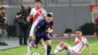 「今なお世界最高」2人に追われ、サイドに追い詰められても突破してしまうメッシにファンも唖然「1人だけ別次元」