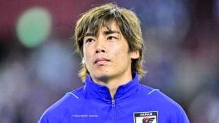 「8歳も違うのに、歳の差感じられん」日本代表・伊東純也と久保建英が“肩組み2ショット”！「まるでサッカー少年」のような2人に「ゴールデンコンビ」と絶賛の声