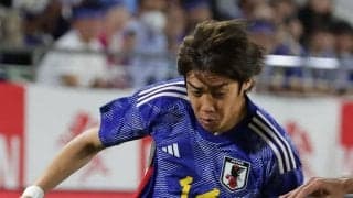 日本代表は引いて守る相手をどう崩す？　５バックのチュニジアを攻めあぐねていた