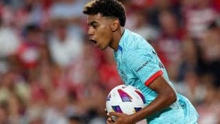 クラシコを来週に控えるバルセロナ、ヤマルが練習に復帰