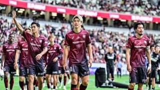 「めちゃくちゃかわいい!」“10頭身レースクイーン”八伏紗世が神戸ユニ＆メガネ姿で国立観戦!「ニックネームが背番号とは!やっぱり女神さまいると強いよね～」の声!