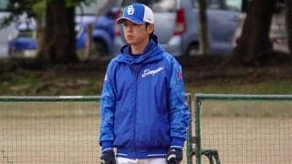 アラフォーなのに「現役さながらのイケメン」　老いとは無縁…爽やかコーチが「かっこよ」