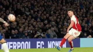 「マジで別格」曲がりに曲がったバナナシュートの鮮烈弾！アーセナルの“182億円MF”が古巣チェルシーに痛烈な一撃「訳わからんカーブ」