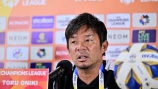 「そわそわ鬼さんかわいいな」川崎・鬼木監督が教え子・チャナティップとの「再会を待ちわびる姿」が「愛に溢れてて泣きそう」と話題に！ 会見後に見せた絆の瞬間