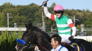 ドゥレッツァが3馬身半差で菊花賞V 長距離を苦にしない“根拠”は母系にあり