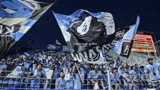 【川崎からパトゥムへ受け継がれた横断幕の舞台裏(1)】サポーターの選手への愛がAFCを巻き込む！真剣勝負の前に、両チームのサポーターがお祭り状態で交流した稀有な理由