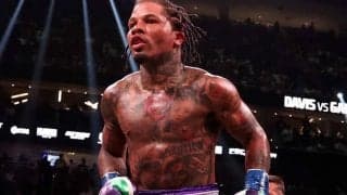 「異常だ」衝撃の1秒6発の“超高速ミット打ち” 世界3階級制覇王者の練習風景に愕然の声「リアルなはずがない」