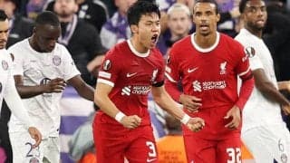 リバプール加入9試合目で待望の初ゴール！　クロップがアピール弾の遠藤航に「次へのステップ」