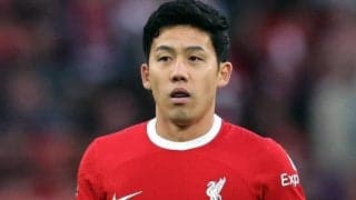 遠藤航のバナーを巡る事件が混沌…没収されるもリバプールが誤解と謝罪、しかしファンは別の結末を報告「クラブは掲揚する許可を取り消した」