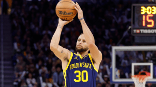 前人未到の領域を突き進む職人芸…カリーがNBA史上初の250試合連続3P成功