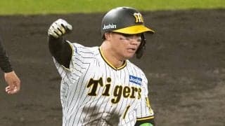 阪神が日本一に王手！　岡田監督の勝負手に応えた猛虎打線で光った森下翔太の冷静さ